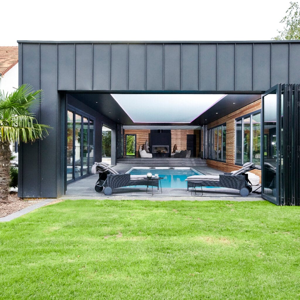 Piscine intérieure : constructeur de piscines d'intérieur